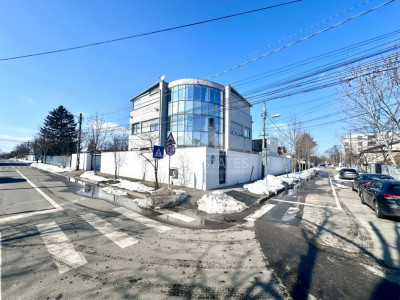 De închiriat spațiu birouri + depozit, curte și parcare-Verbinelor