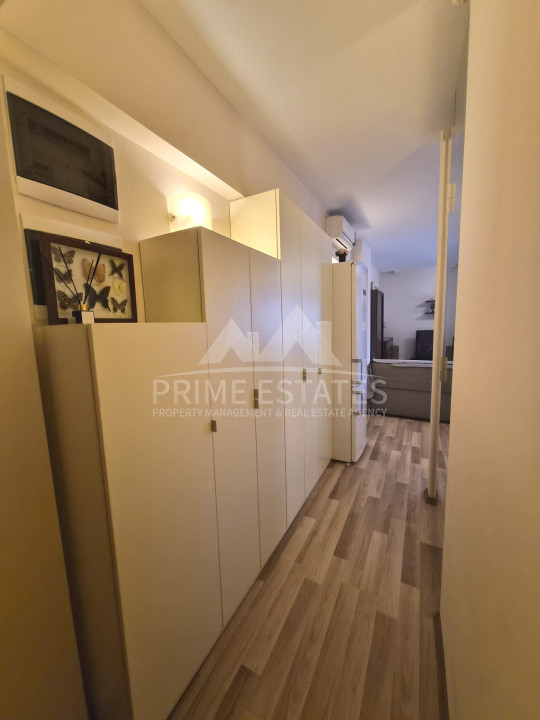 De inchiriat 2 camere cu 2 bai, vedere panoramică - Scoala Americana 