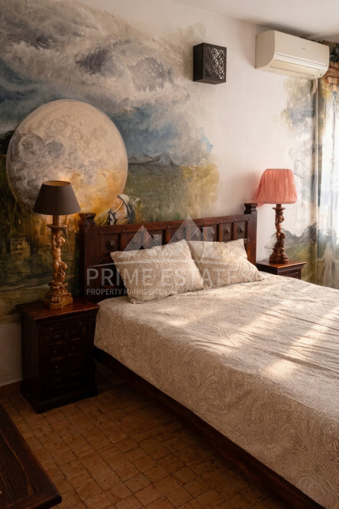 2 camere in vila de inchiriat cu gradina