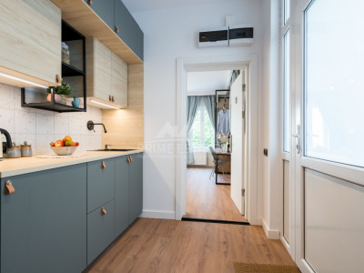 Piata Romana: Clădire Independentă 12 Unități – Potențial Business Diversificat