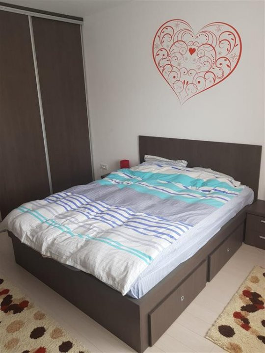 De vanzare 2 camere, decomadate, balcon inchis 10 mp -  Militari Residence