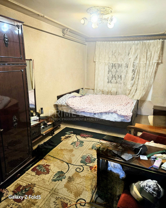 De vanzare apartament 4 camere  Teiul Doamnei -Lacul Tei