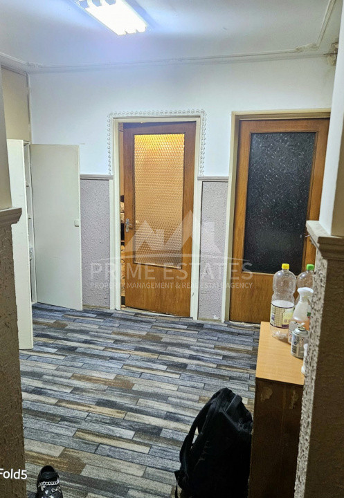 De vanzare apartament 4 camere  Teiul Doamnei -Lacul Tei