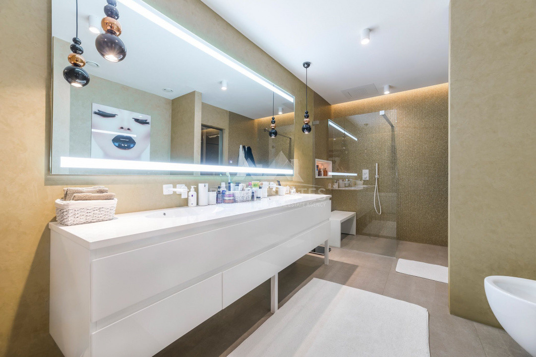 Vânzare duplex 5 camere, finisaje premium superbe si terasa de 94.53 mp