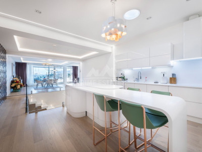 Vânzare duplex 5 camere, finisaje premium superbe si terasa de 94.53 mp