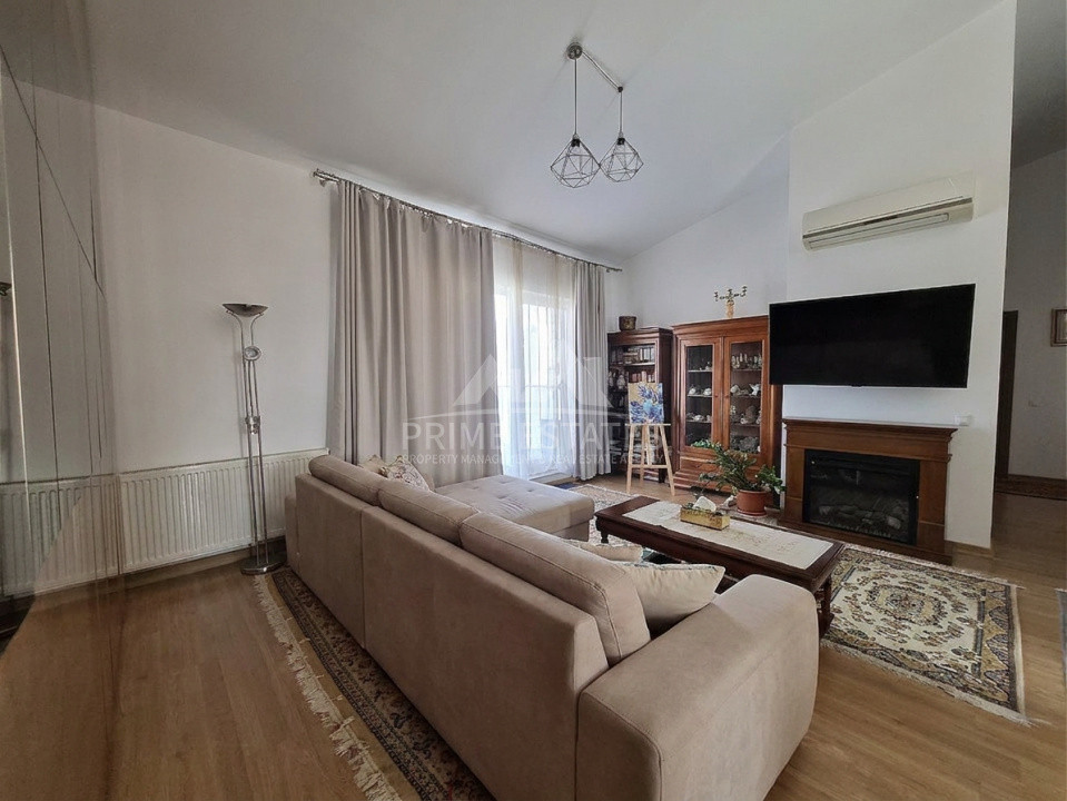 3 Camere Spațioase, Tavan Înalt, 3 Băi + 2 Parcări – Felicity