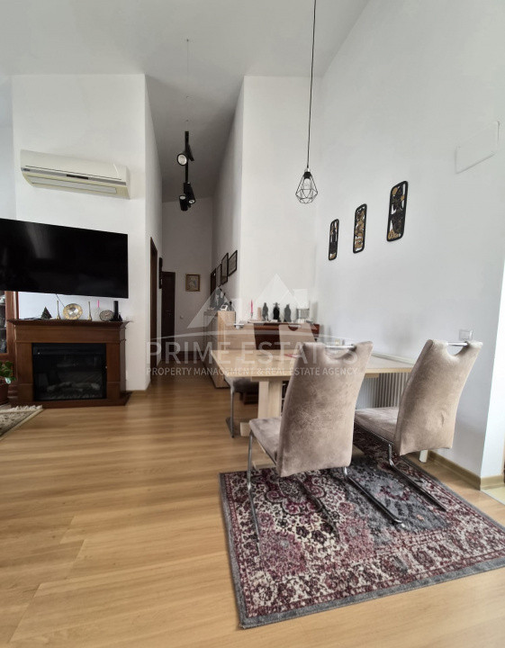 3 Camere Spațioase, Tavan Înalt, 3 Băi + 2 Parcări – Felicity