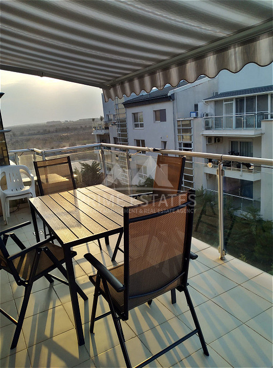 3 Camere Spațioase, Tavan Înalt, 3 Băi + 2 Parcări – Felicity