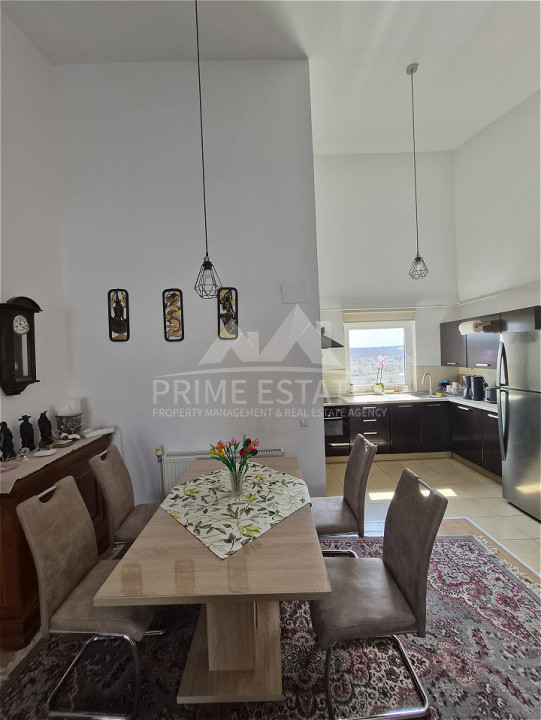 3 Camere Spațioase, Tavan Înalt, 3 Băi + 2 Parcări – Felicity