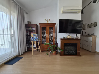 Sale of 3 spacious rooms, 3 bathrooms and 2 parking spaces - Complex Felicity