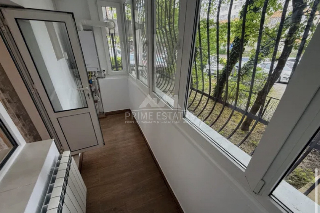 De inchiriat apartament de 2 camere langa Promenada
