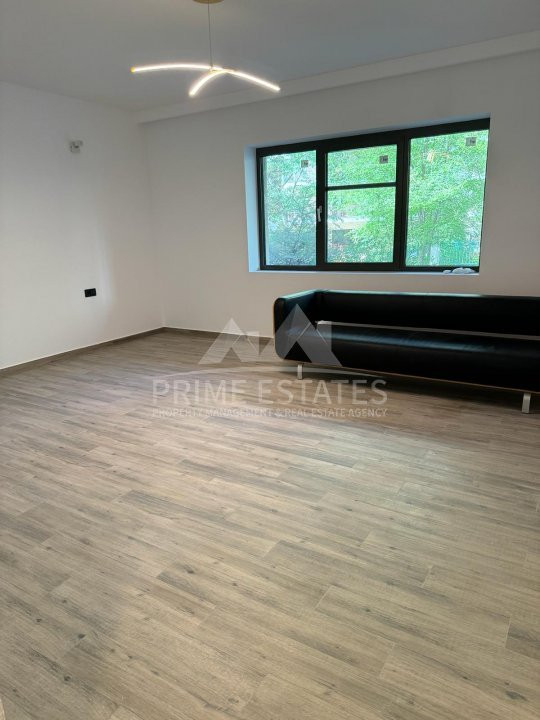 De vanzare apartament 2 camere, 80 mp, locuit/birouri- Baneasa 