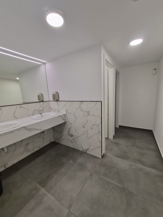 De închiriat birouri hub | Universitate – spații flexibile