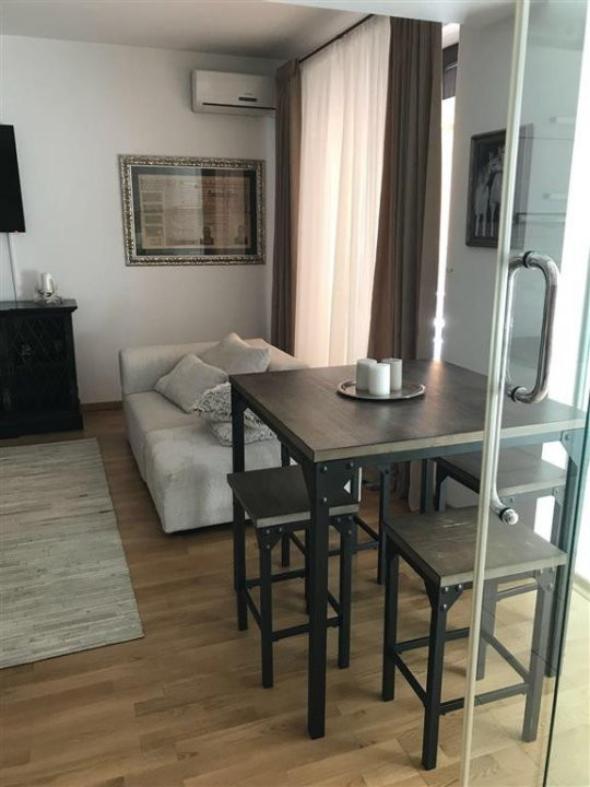 Apartament 2 camere de inchiriat