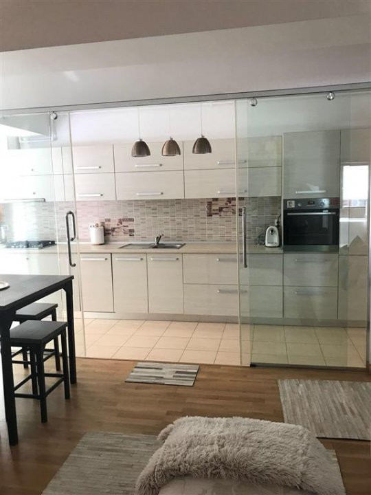 Apartament 2 camere de inchiriat