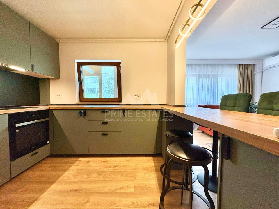 De închiriat 3 camere design rafinat, 1 loc parcare inclus, metrou - Aviatiei
