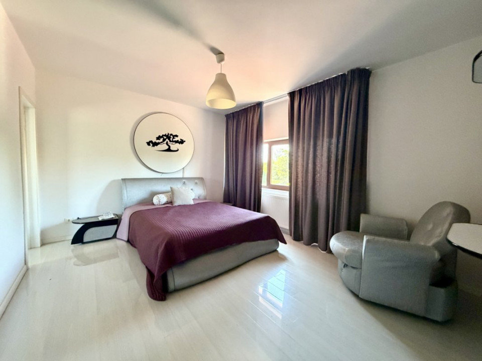 Domeniu Privat cu 3.278 mp Teren | Piscină, Iaz Ornamental și Reședință