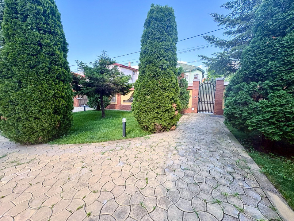Vila eleganta in stil italian 8 camere -Pipera Iancu Nicolae 