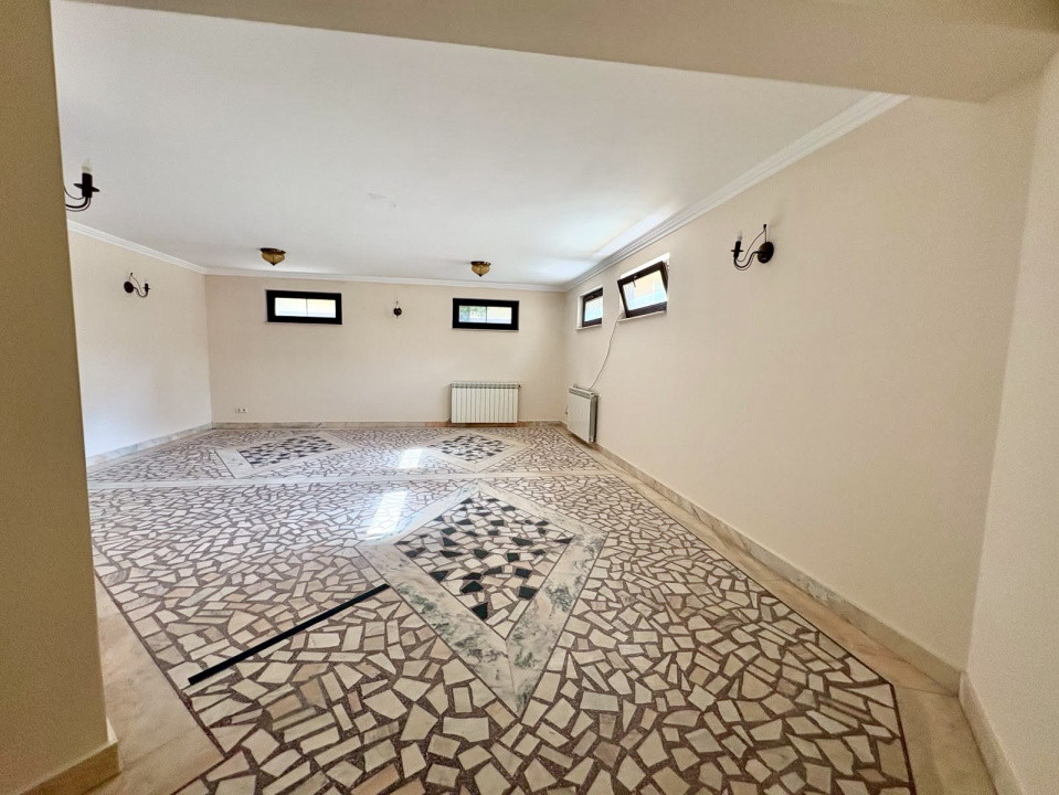 Vila eleganta in stil italian 8 camere -Pipera Iancu Nicolae 