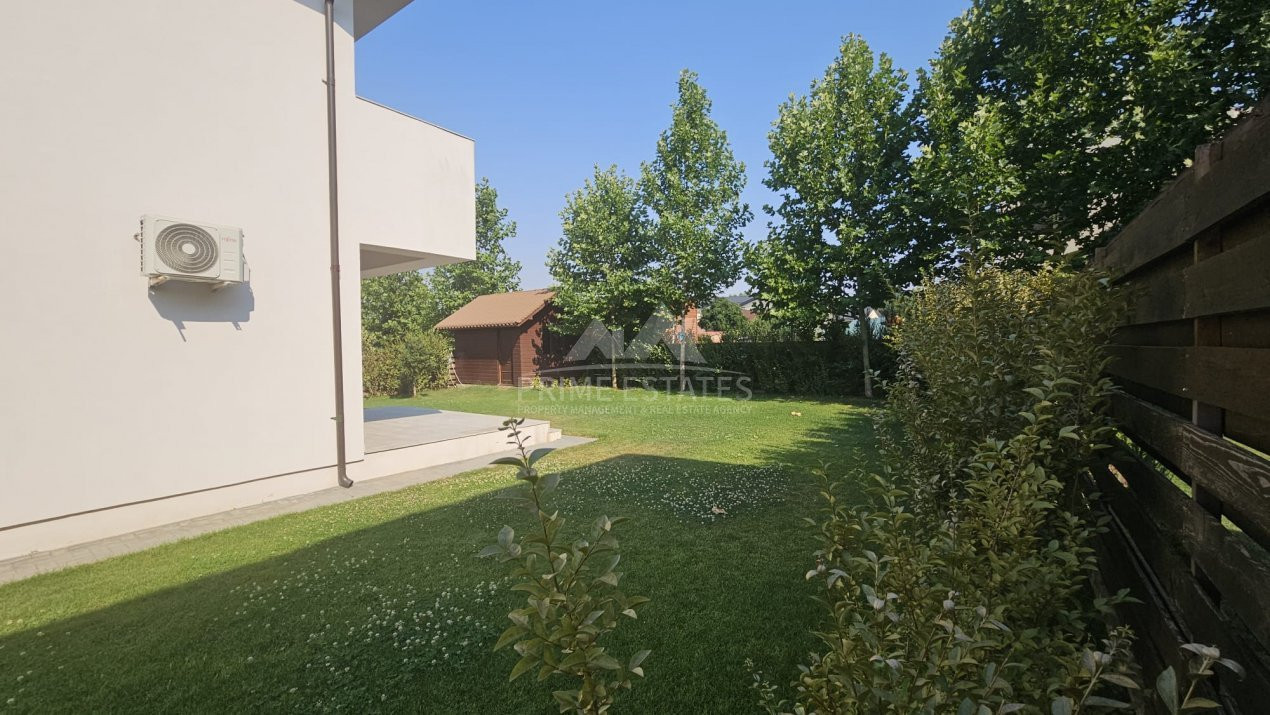 Vila Premium cu Grădină Generoasă în Paradisul Verde - Corbeanca