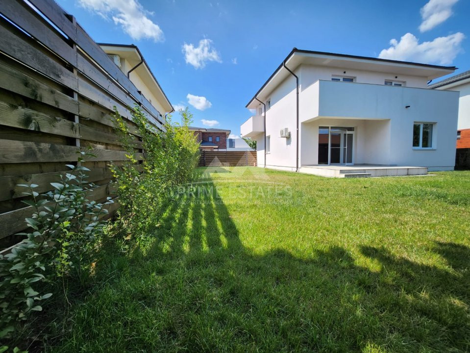 Vila Premium cu Grădină Generoasă în Paradisul Verde - Corbeanca