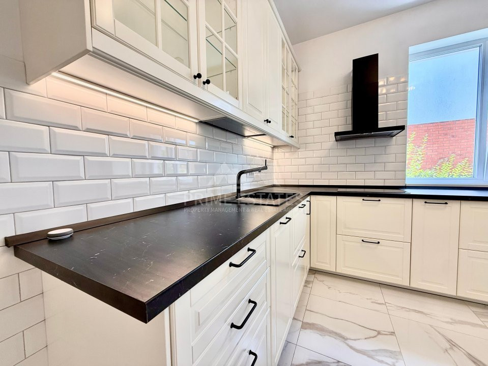 Vila Premium cu Grădină Generoasă în Paradisul Verde - Corbeanca
