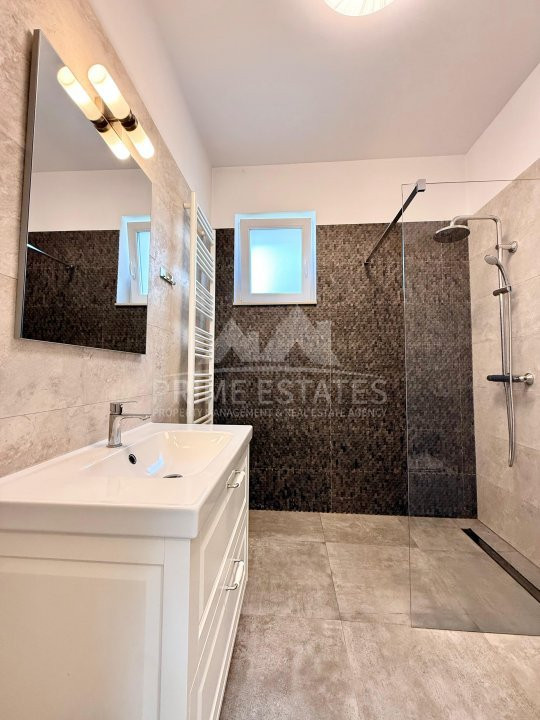 Vila Premium cu Grădină Generoasă în Paradisul Verde - Corbeanca