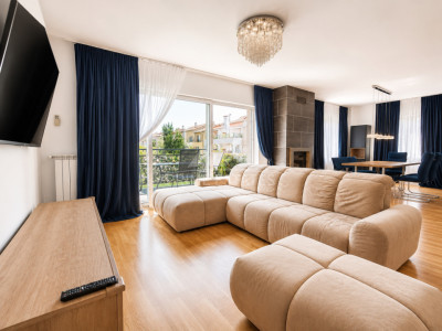For Sale 4 Bedroom Apartment with Pool | Parking | Pepper