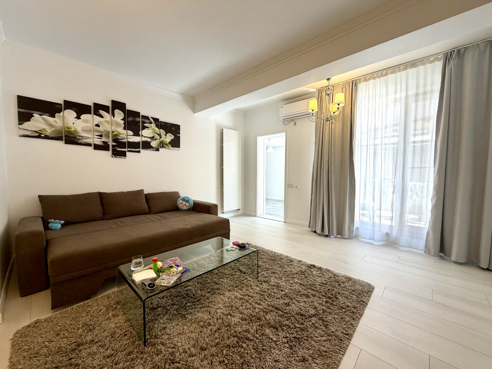 Apartament 3 camere de vanzare |  127 mp Total | Aviației | Parcare & Boxă 