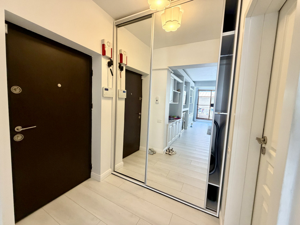 Apartament 3 camere de vanzare |  127 mp Total | Aviației | Parcare & Boxă 