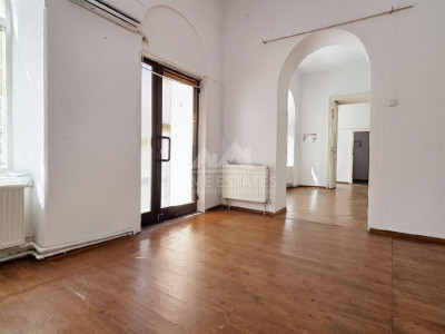 Inchiriere spatiu birouri 3 camere Universitate Spitalul Coltea