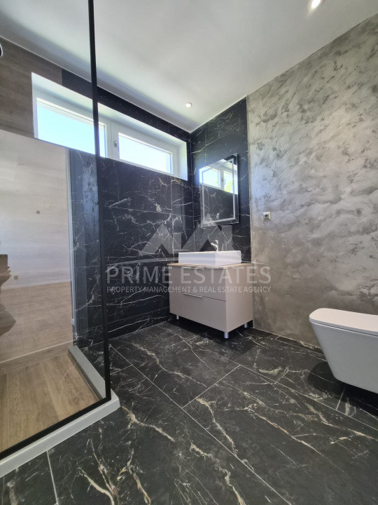 Vila tip duplex complet renovata 2026,  Sidney Residence Tunari