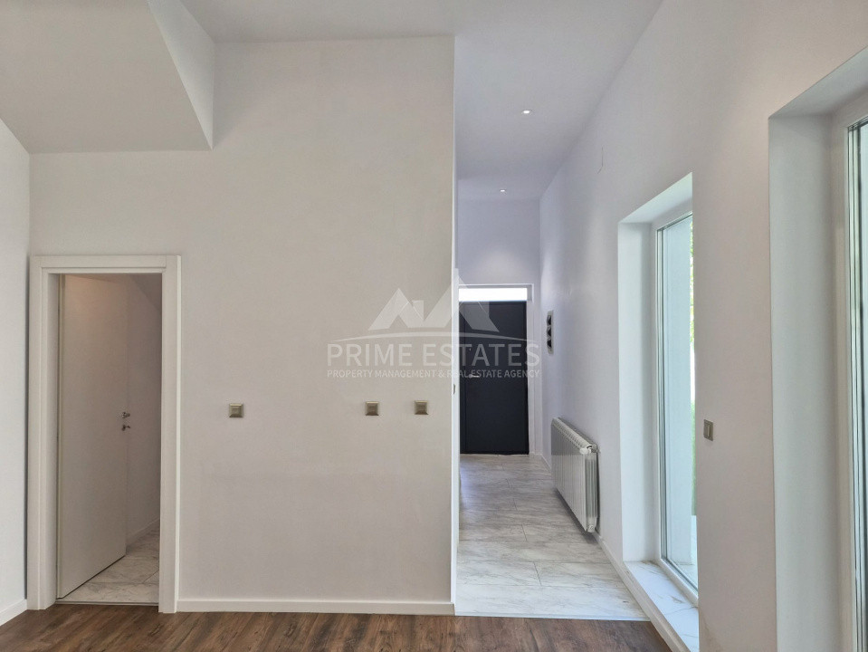 Vila tip duplex complet renovata 2026,  Sidney Residence Tunari