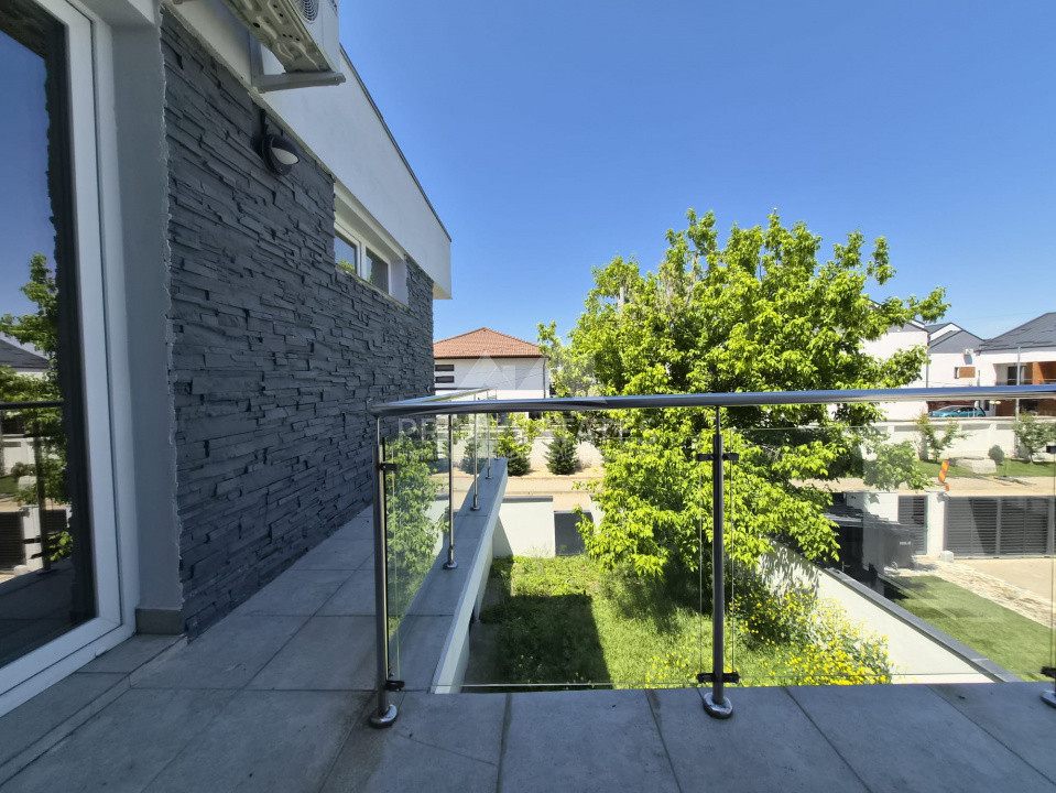Vila tip duplex complet renovata 2026,  Sidney Residence Tunari