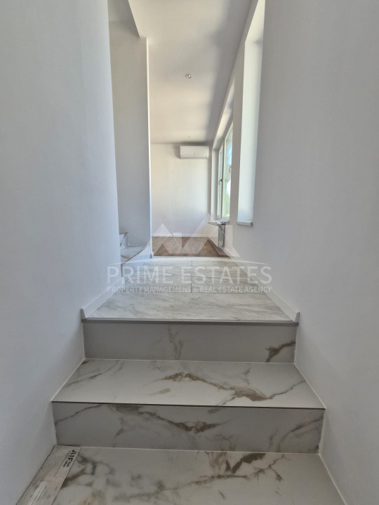 Vila tip duplex complet renovata 2026,  Sidney Residence Tunari