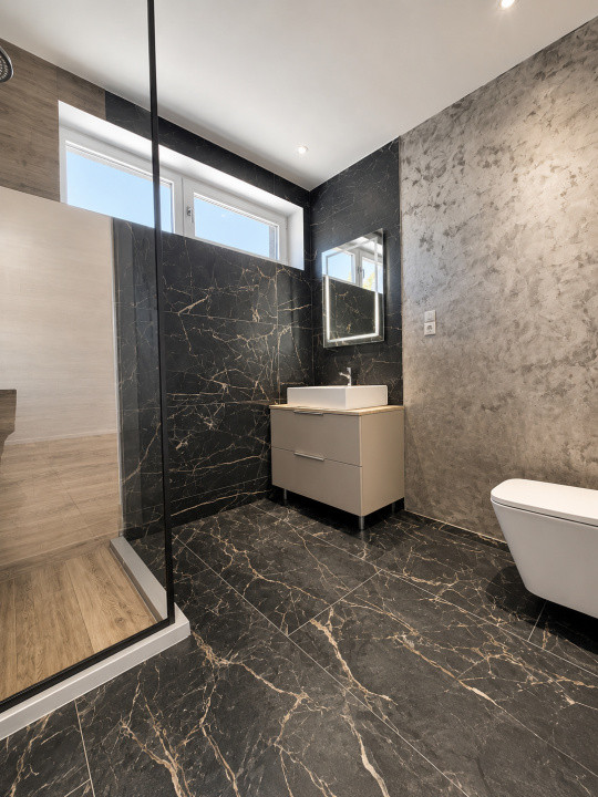 Vila tip duplex complet renovata 2026,  Sidney Residence Tunari