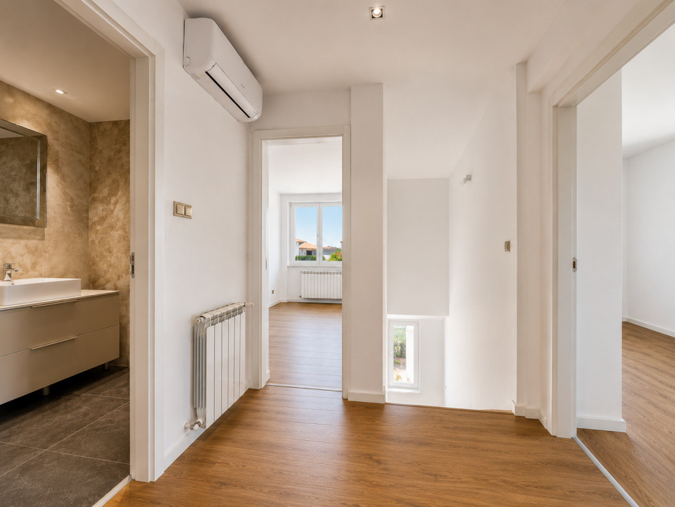 Vila tip duplex complet renovata 2026,  Sidney Residence Tunari