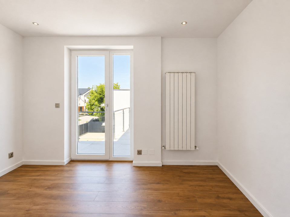 Vila tip duplex complet renovata 2026,  Sidney Residence Tunari