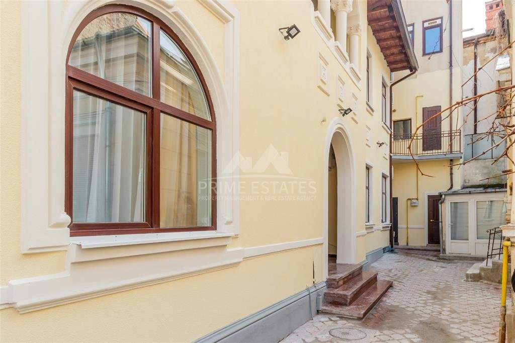 DE ÎNCHIRIAT Cladire Boutique, 12 Unități finisate premium, zona Romană-Eminescu