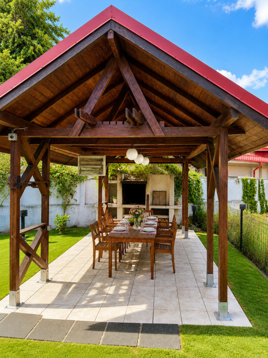 De închiriat Vila 7 camere cu Piscina | Teren 946 mp | Garaj | Băneasa