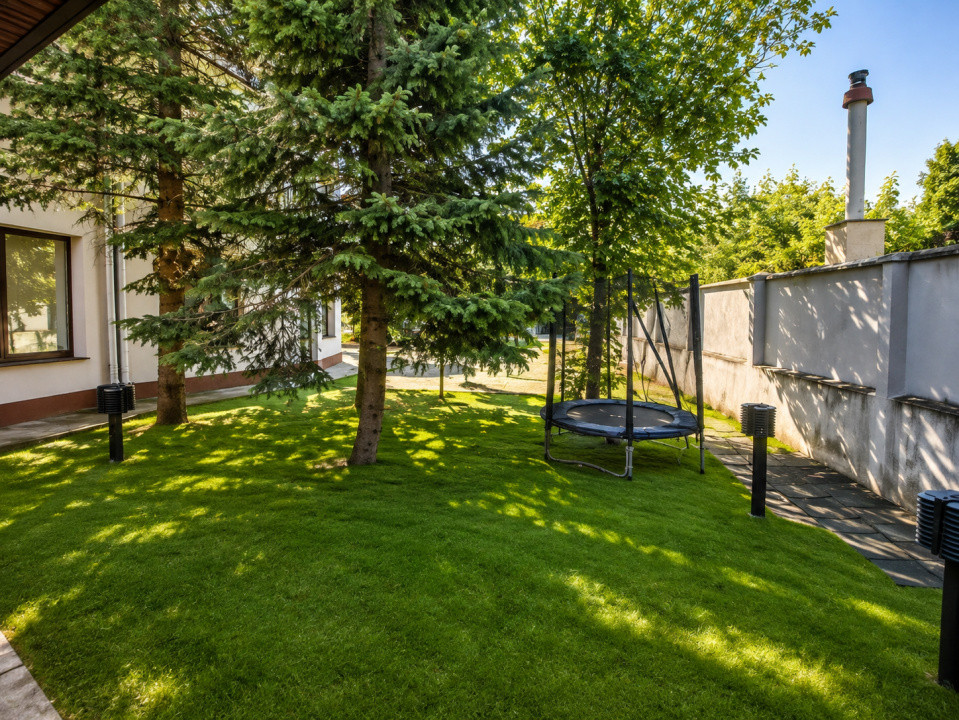 De închiriat Vila 7 camere cu Piscina | Teren 946 mp | Garaj | Băneasa