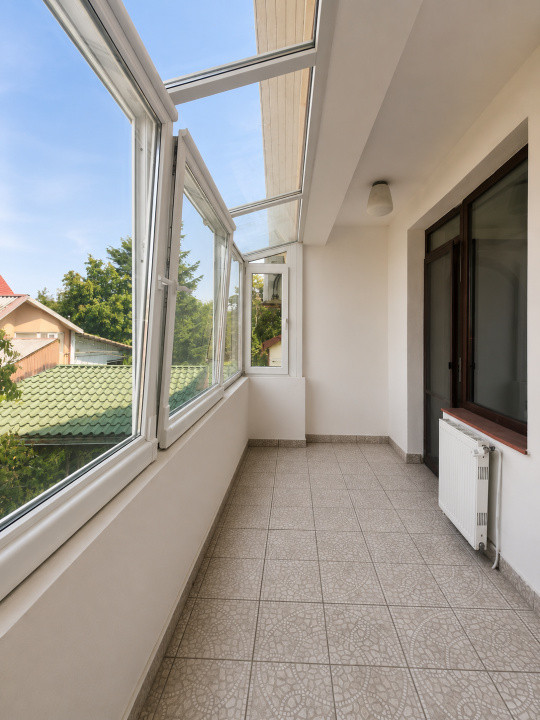 De închiriat Vila 7 camere cu Piscina | Teren 946 mp | Garaj | Băneasa