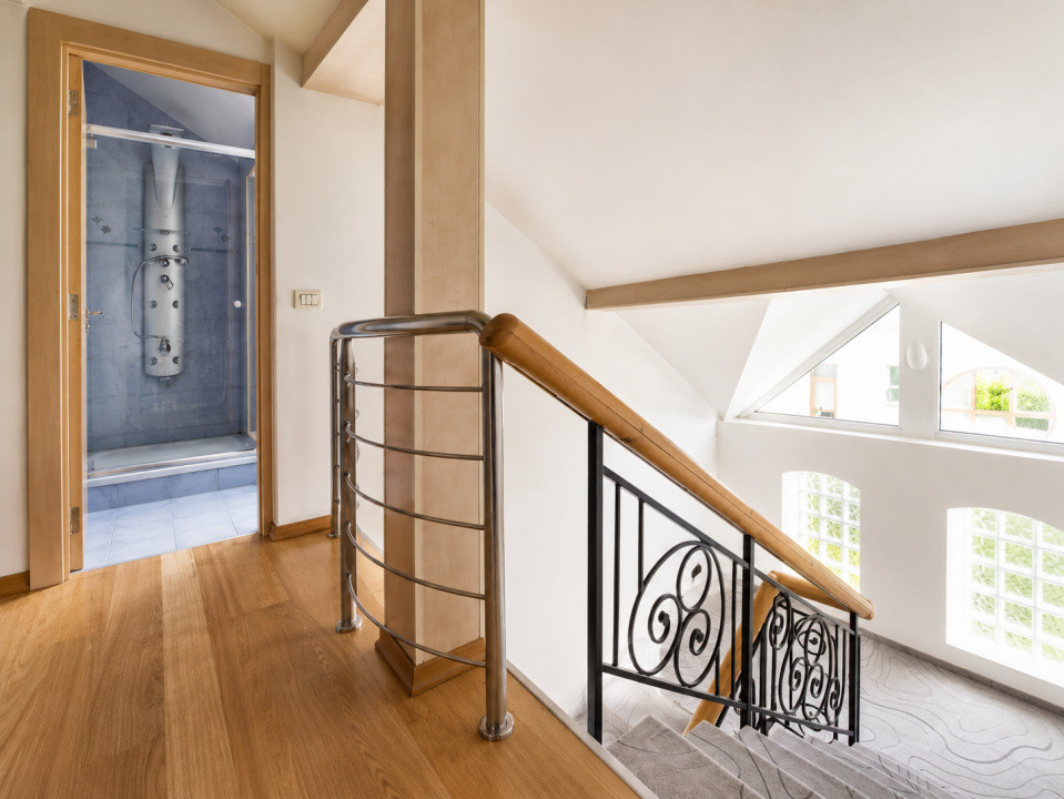 De închiriat Vila 7 camere cu Piscina | Teren 946 mp | Garaj | Băneasa