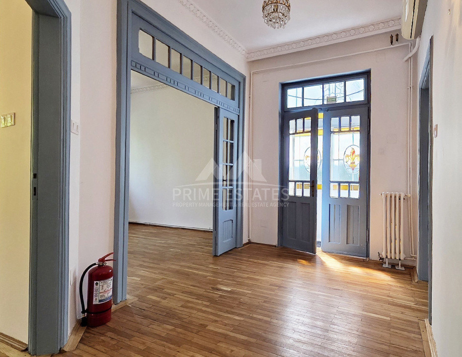 Casa individuala de inchiriat curte libera 100 mp Domenii Ion Mihalache