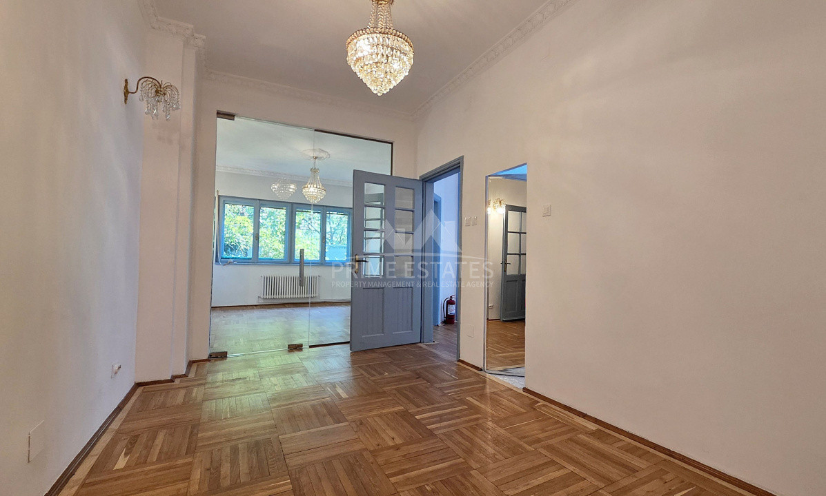 Casa individuala de inchiriat curte libera 100 mp Domenii Ion Mihalache