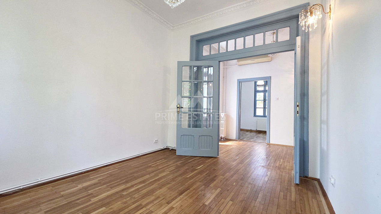 Casa individuala de inchiriat curte libera 100 mp Domenii Ion Mihalache