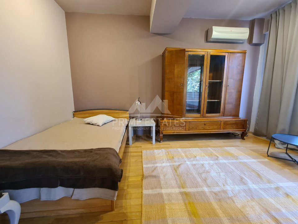 De inchiriat 3 camere parcare subterana, doar 5 minute de Parcul Herastrau