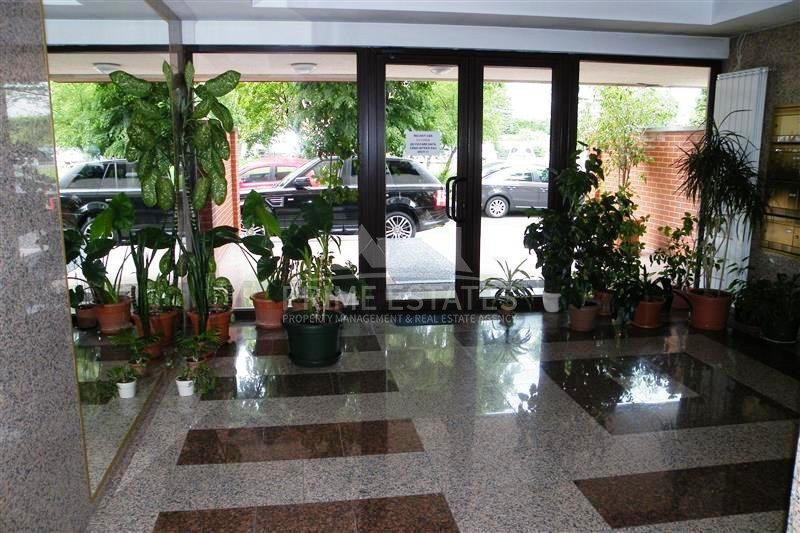 De inchiriat 3 camere parcare subterana, doar 5 minute de Parcul Herastrau