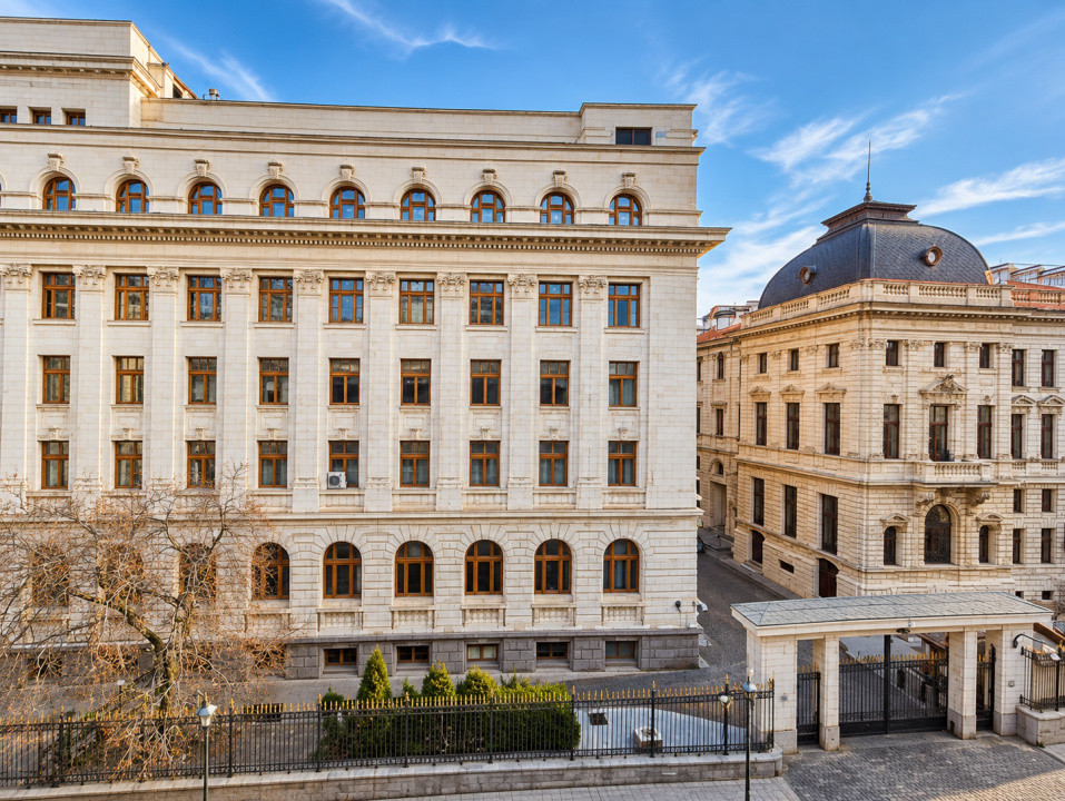 Închiriere Apartament cu 2 Camere Ultracentral | BNR-Centru Istoric