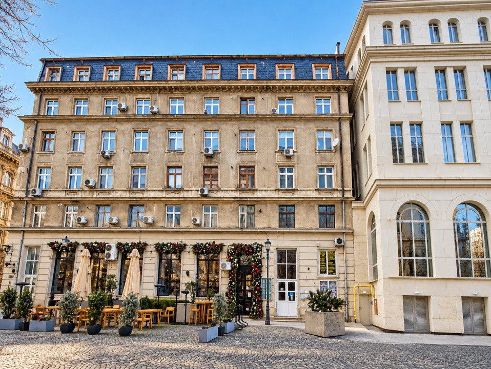 Închiriere Apartament cu 2 Camere Ultracentral | BNR-Centru Istoric